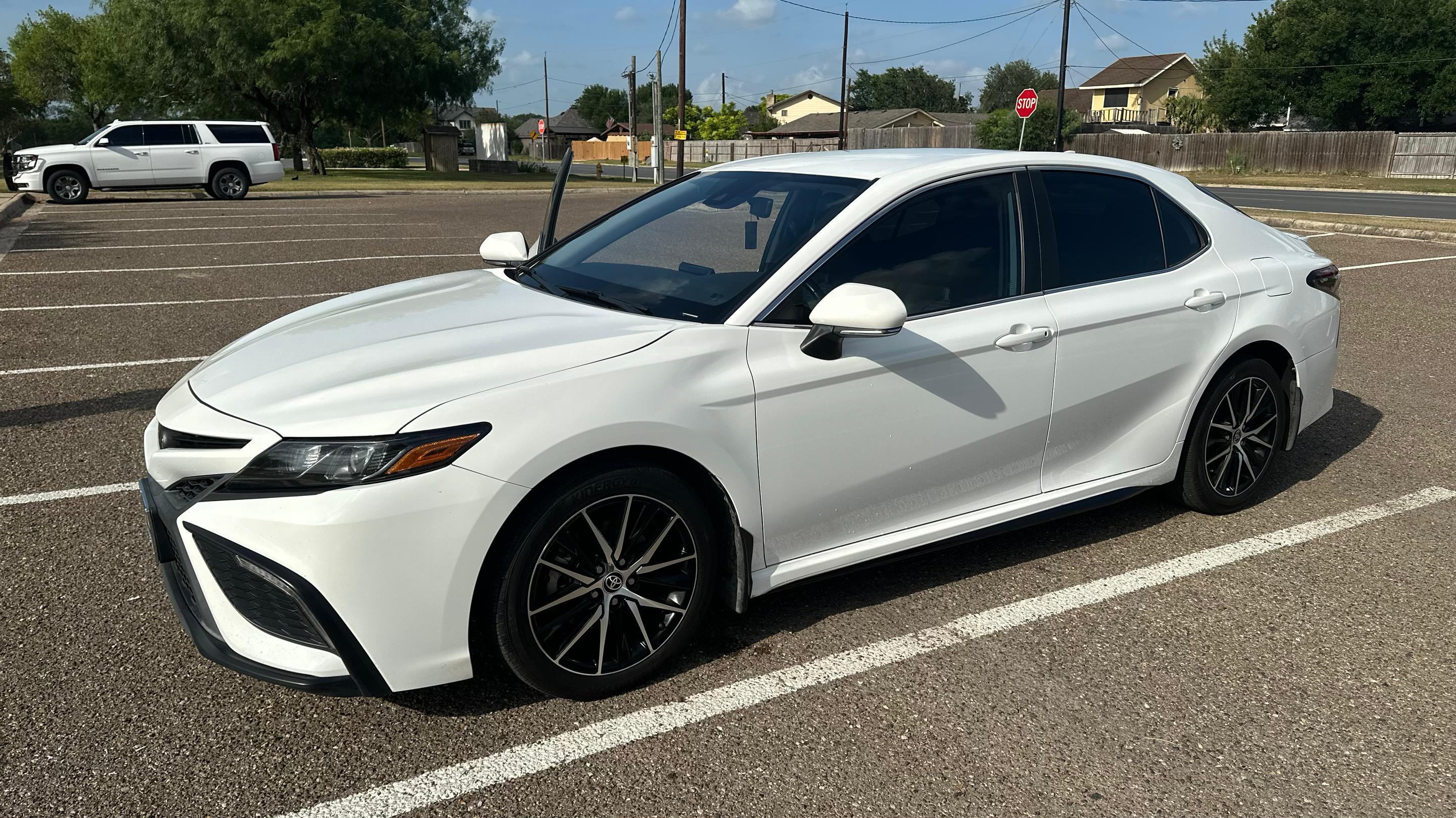 Toyota Camry Hybrid 2023 in Harlingen, TX