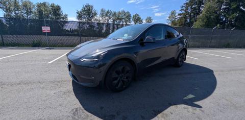 Tesla Model Y 2024