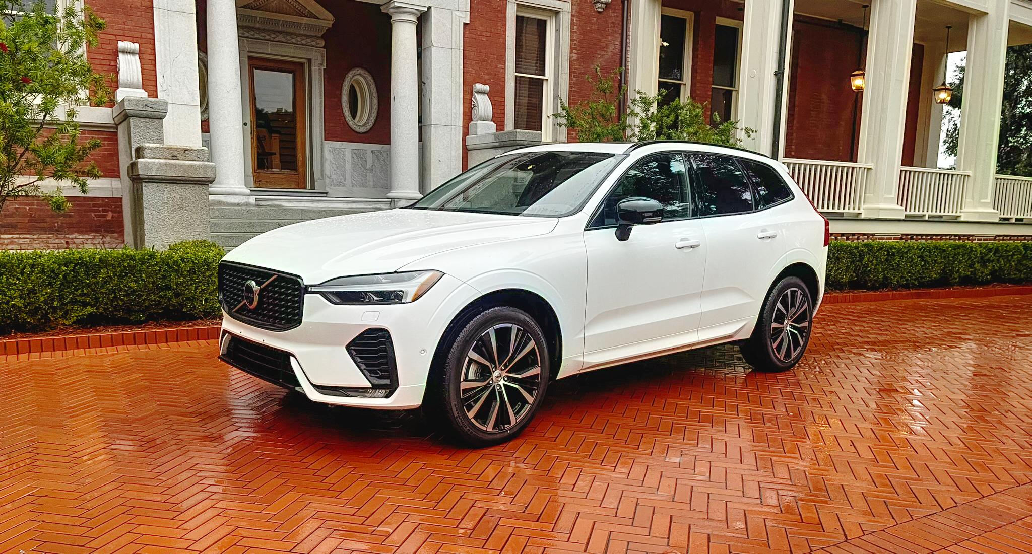 Volvo XC60 2025 in North Charleston, SC
