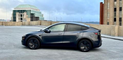 Tesla Model Y 2026