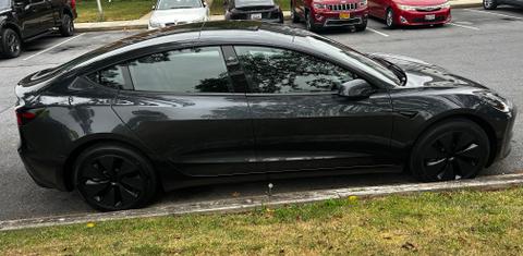 Tesla Model 3 2025