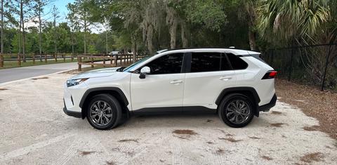 Toyota RAV4 Hybrid 2024