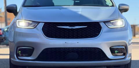 Chrysler Pacifica 2023