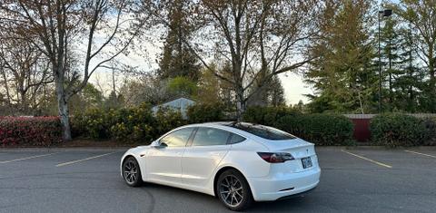 Tesla Model 3 2020