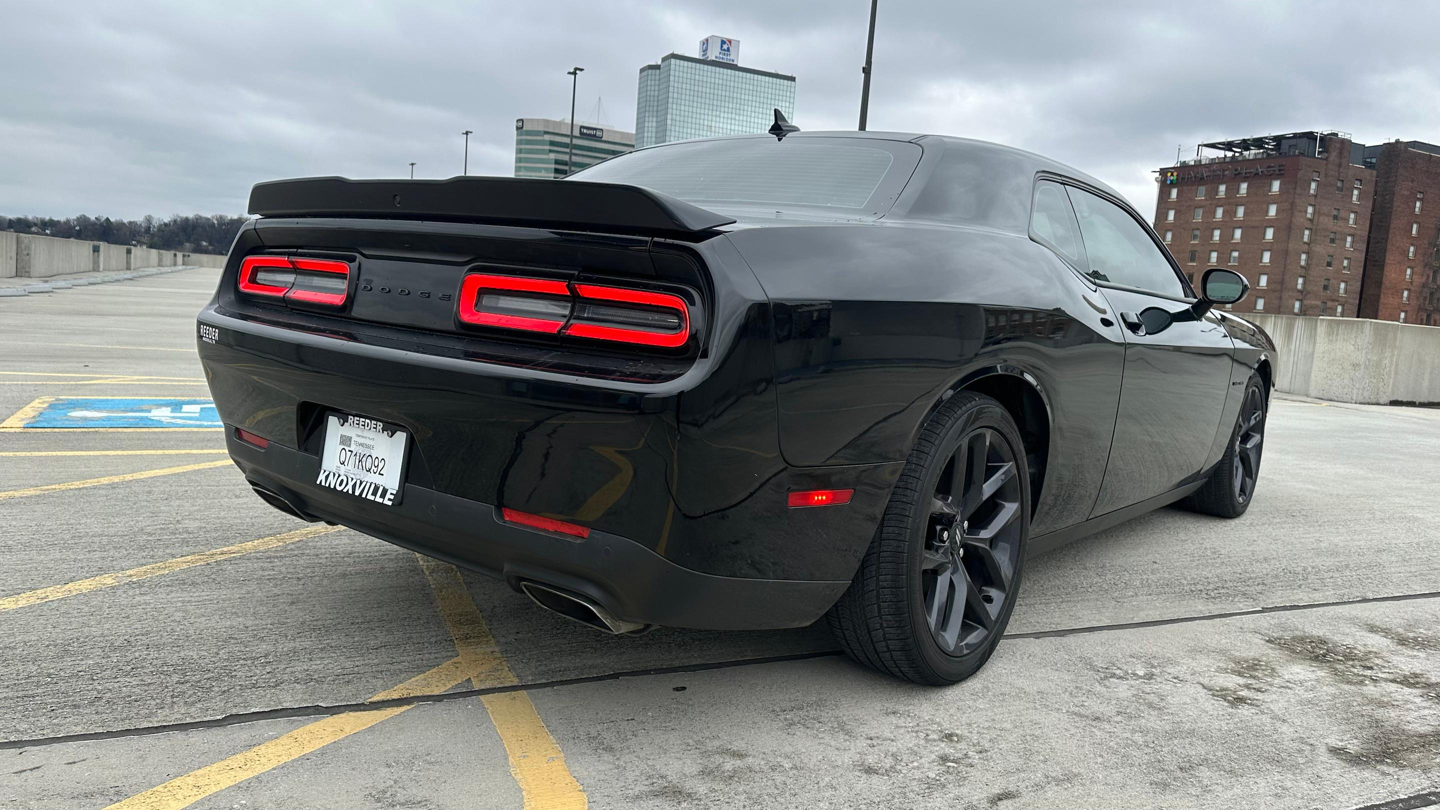 Dodge Challenger 2021 in 