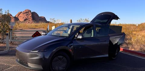 Tesla Model Y 2026