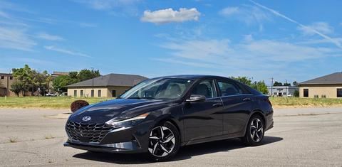 Hyundai Elantra 2021