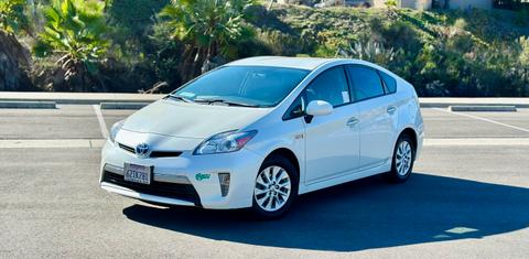 Toyota Prius Plug-In 2013