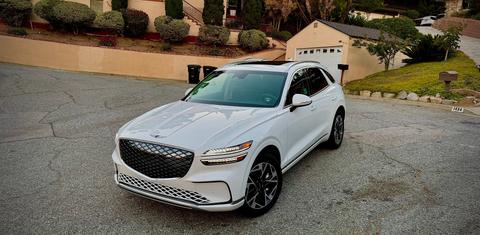 Genesis Electrified GV70 2026