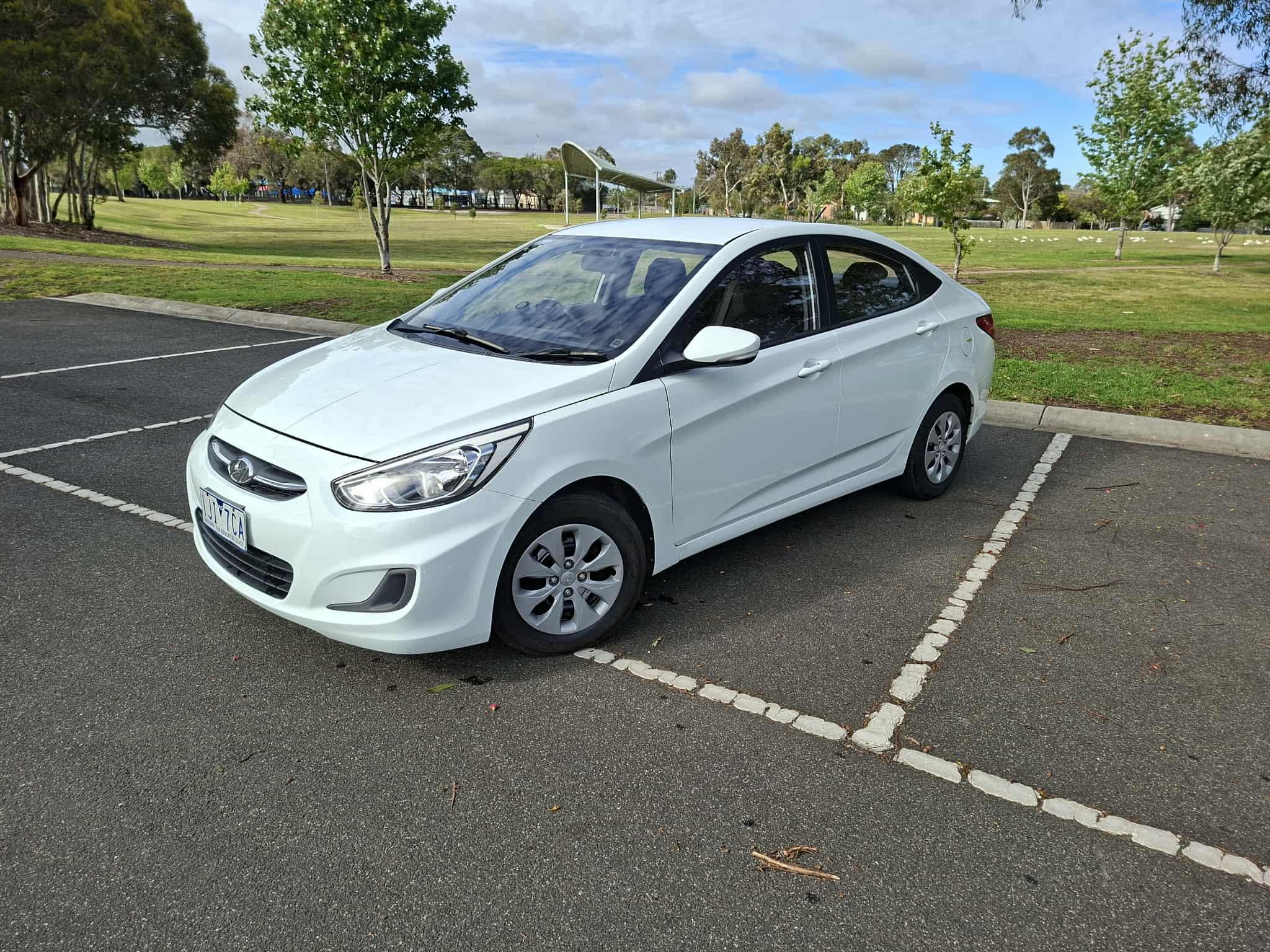 Hyundai ACCENT 2015 in 