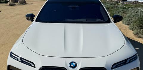 BMW i7 2024