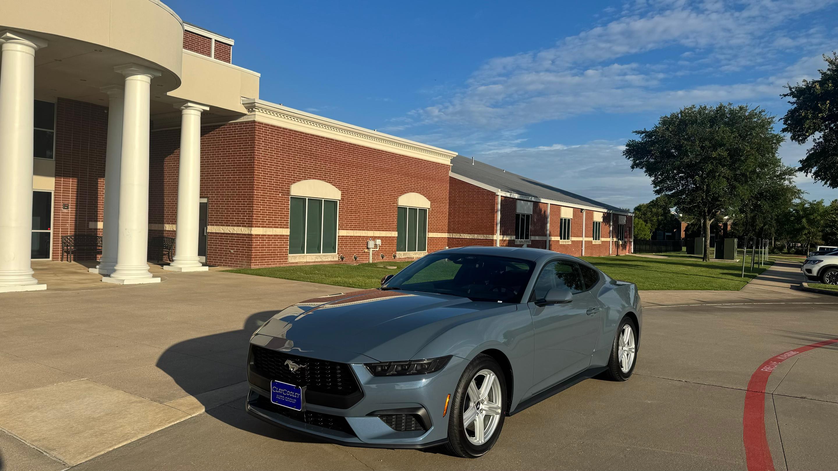 Ford Mustang 2026 in Irving, TX