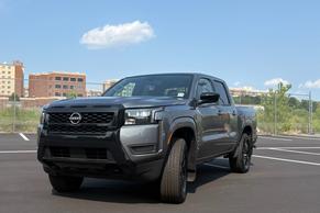 Nissan Frontier 2026 in Edgewater