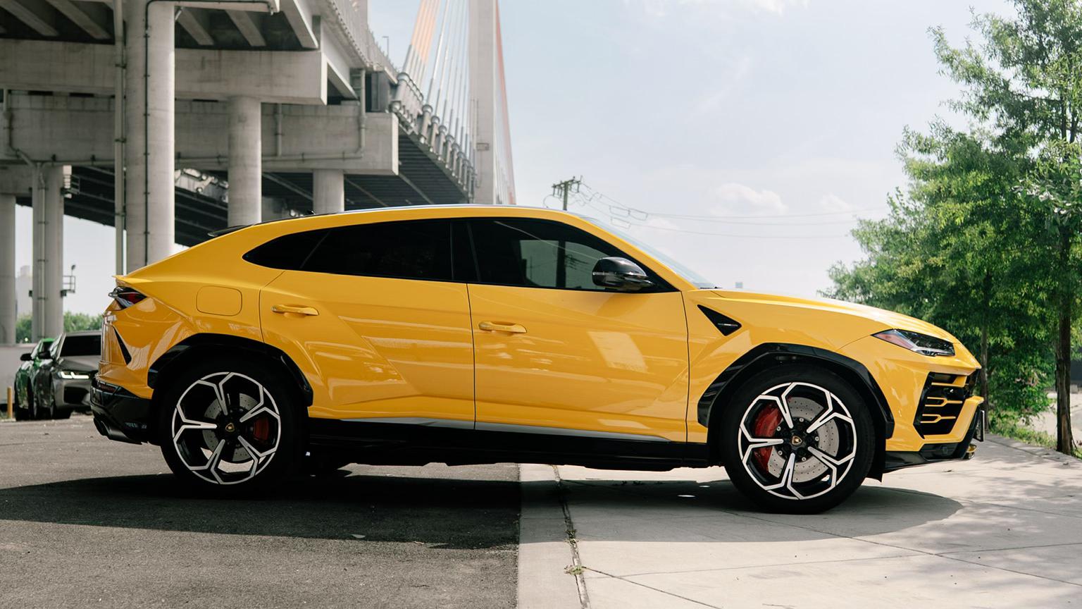 Lamborghini Urus 2021 in Lynbrook, NY