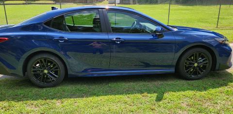 Toyota Camry Hybrid 2025