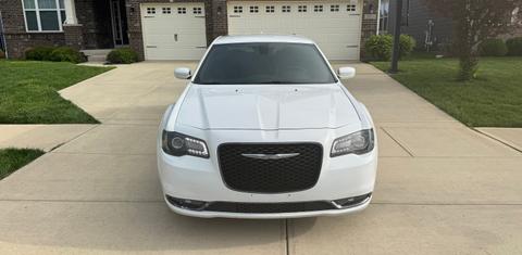 Chrysler 300 2017