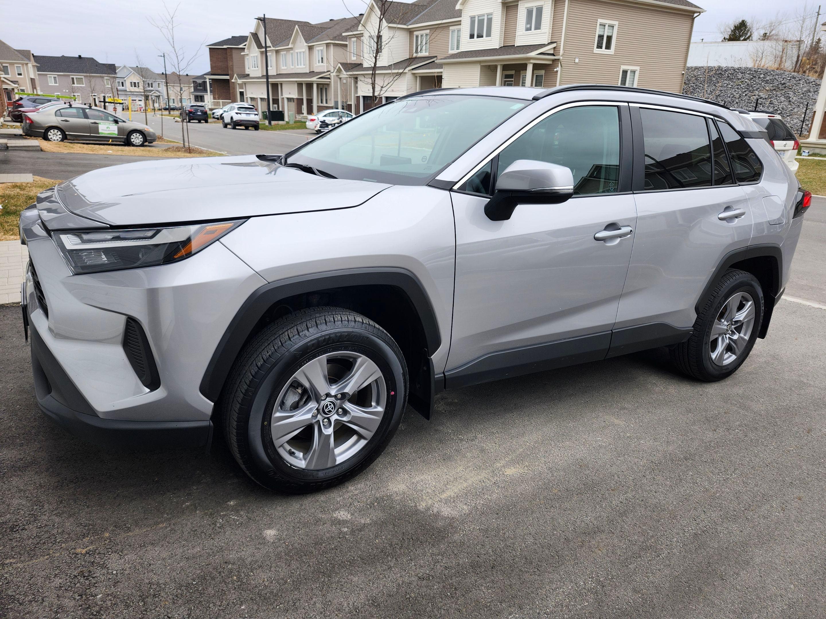 Toyota RAV4 2022 à Ottawa, ON