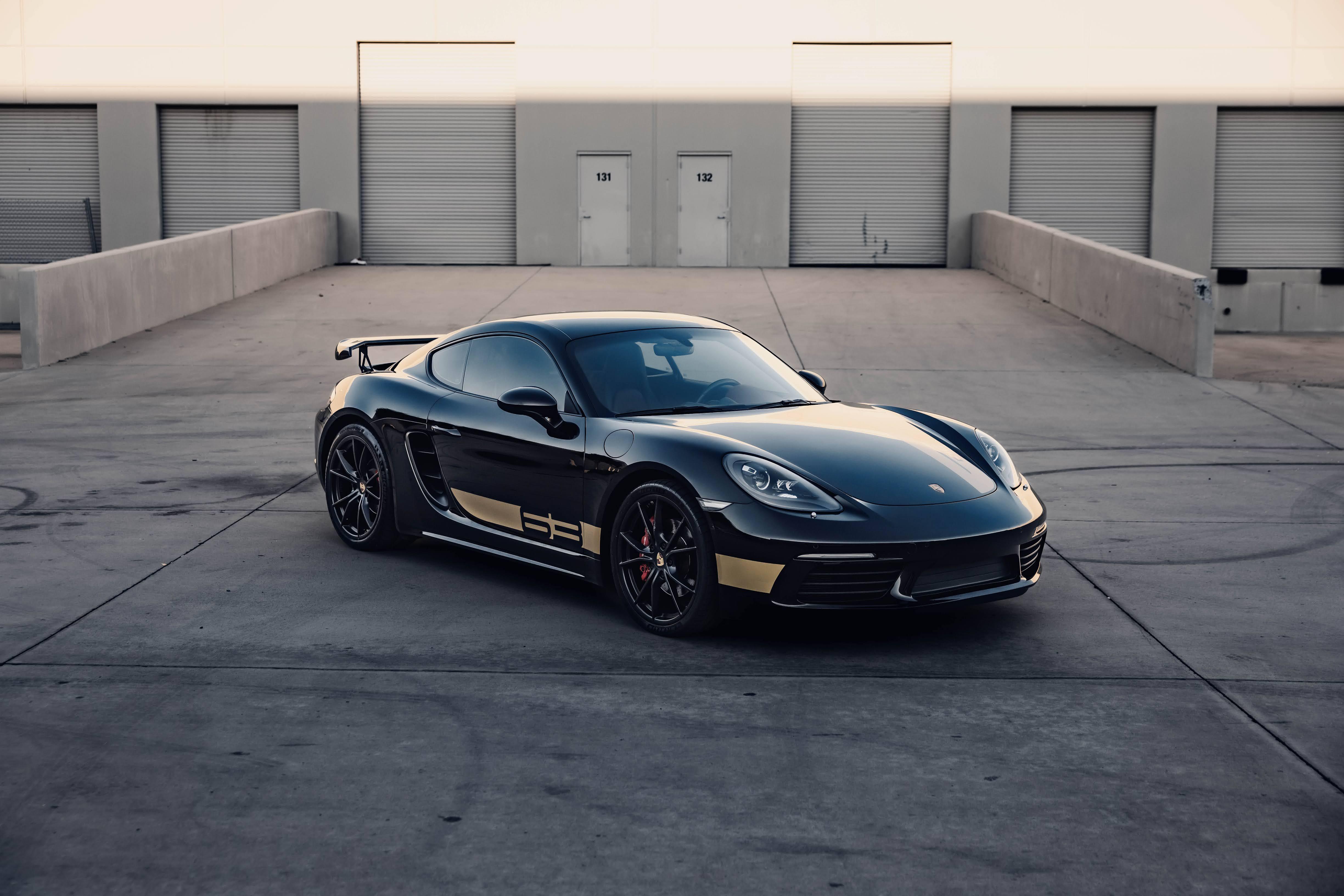 Porsche 718 Cayman 2017 in Winchester, CA