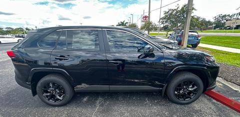 Toyota RAV4 2025