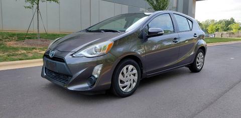 Toyota Prius c 2015