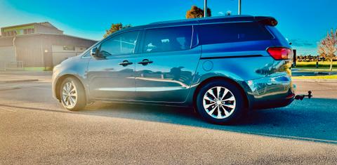 Kia CARNIVAL 2016