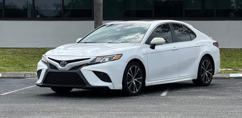 Toyota Camry 2018