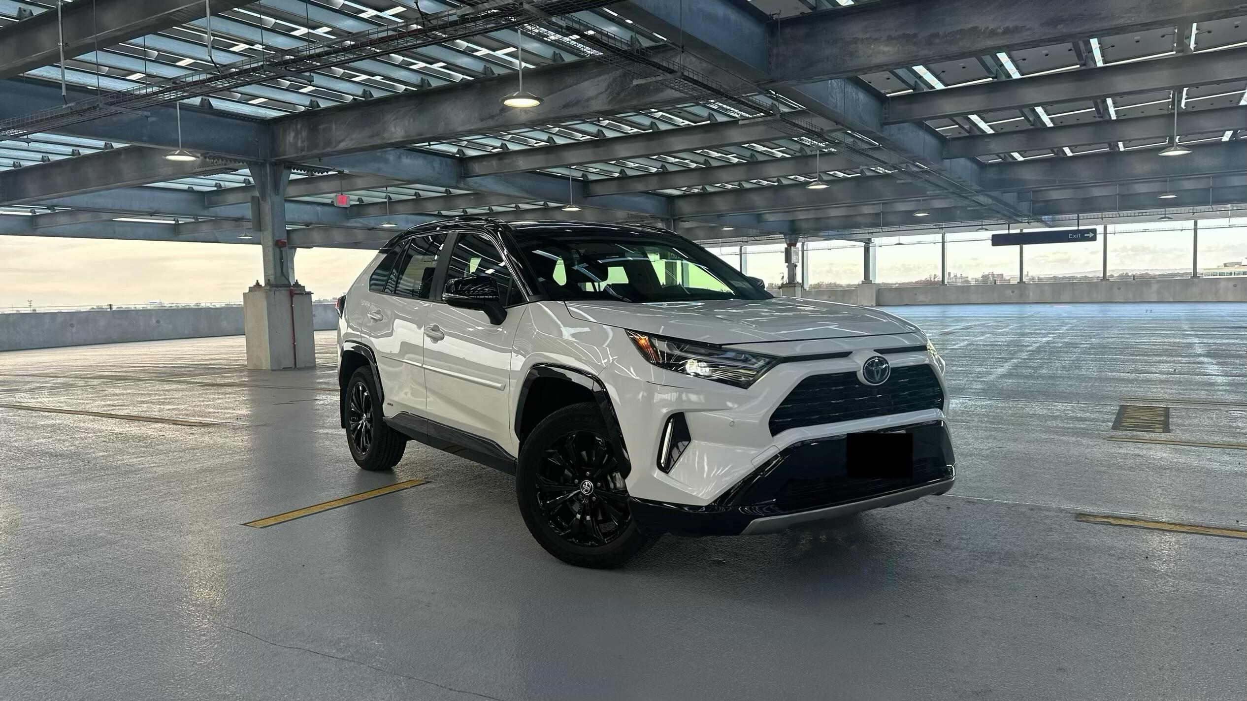 Toyota RAV4 Hybrid 2022 in Fairfield, NJ