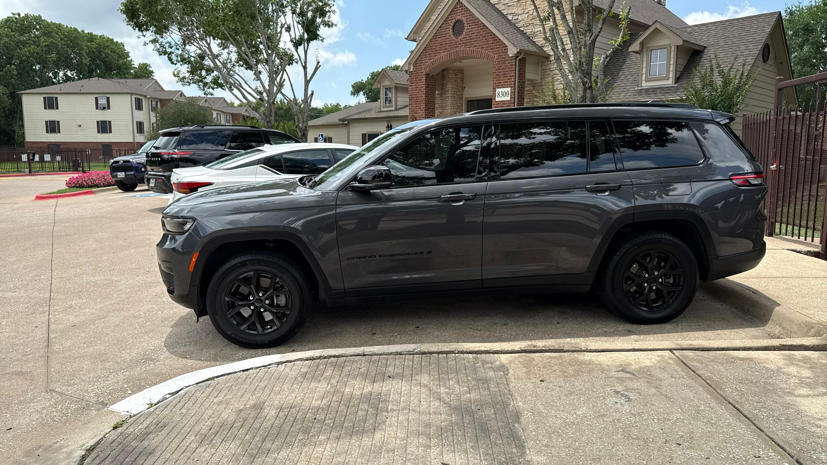 Jeep Grand Cherokee L 2024 in Houston, TX