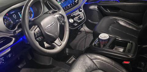 Chrysler Pacifica 2022
