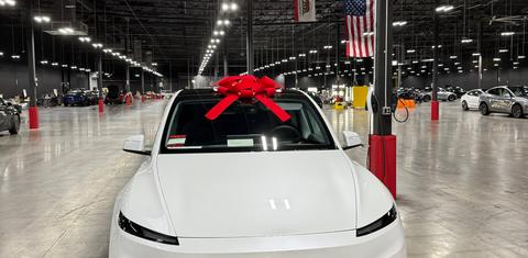 Tesla Model Y 2026