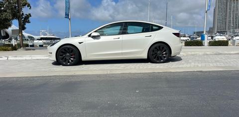 Tesla Model 3 2022