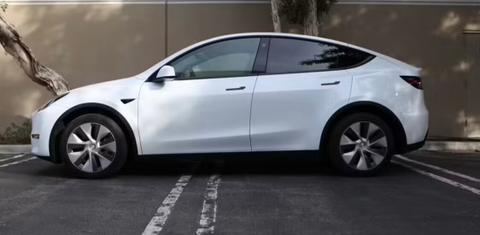 Tesla Model Y 2022