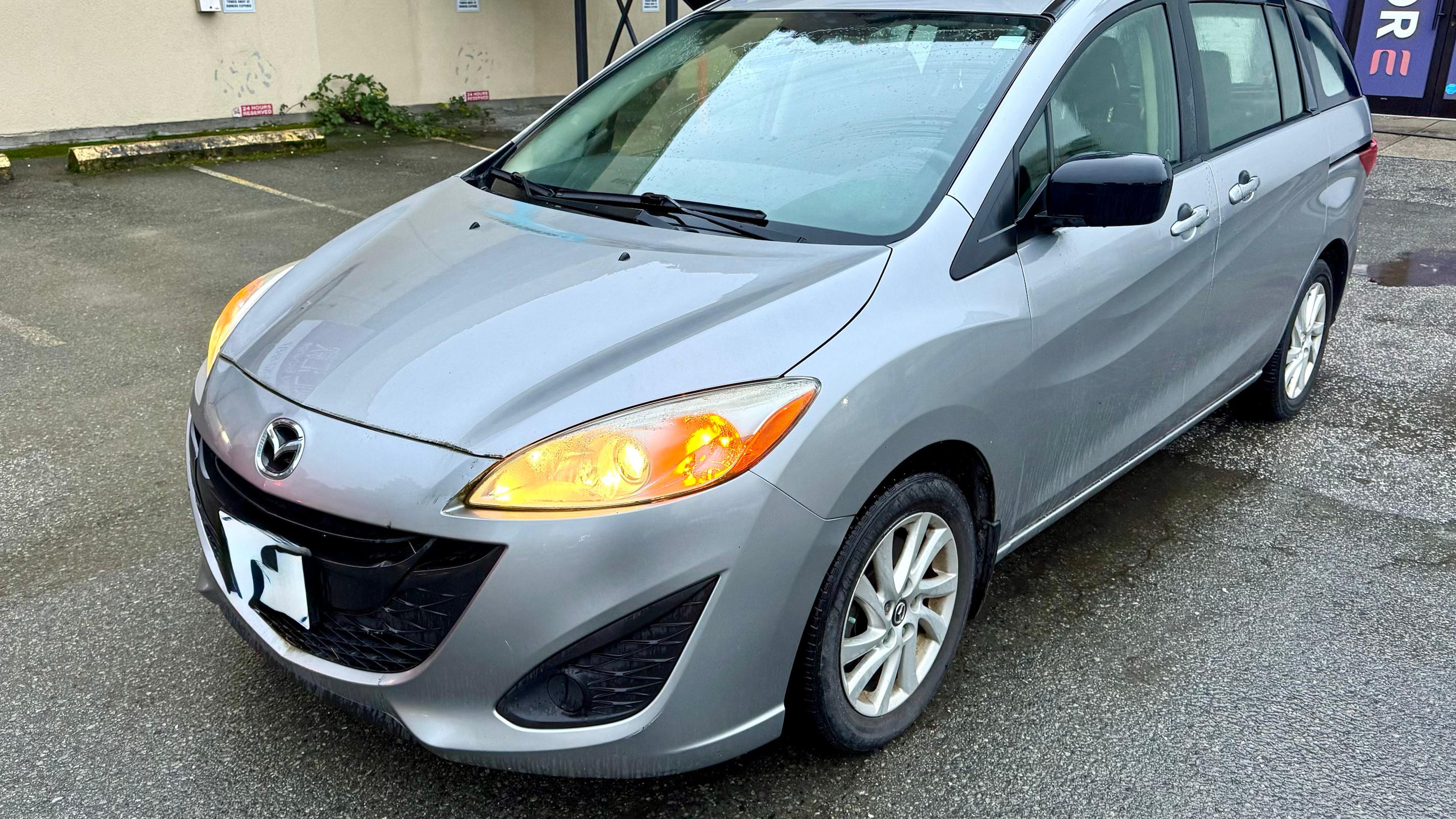 Mazda Mazda5 2013 in 