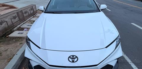 Toyota Camry Hybrid 2025