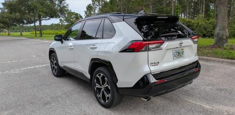 Toyota RAV4 Plug-In Hybrid 2025