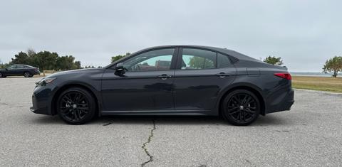 Toyota Camry Hybrid 2025