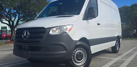 Mercedes-Benz Sprinter Cargo 2025