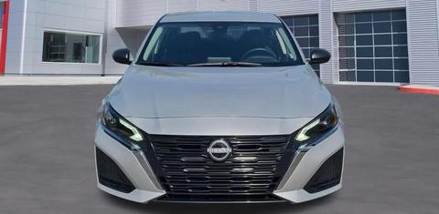 Nissan Altima 2025