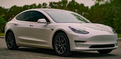 Tesla Model 3 2020