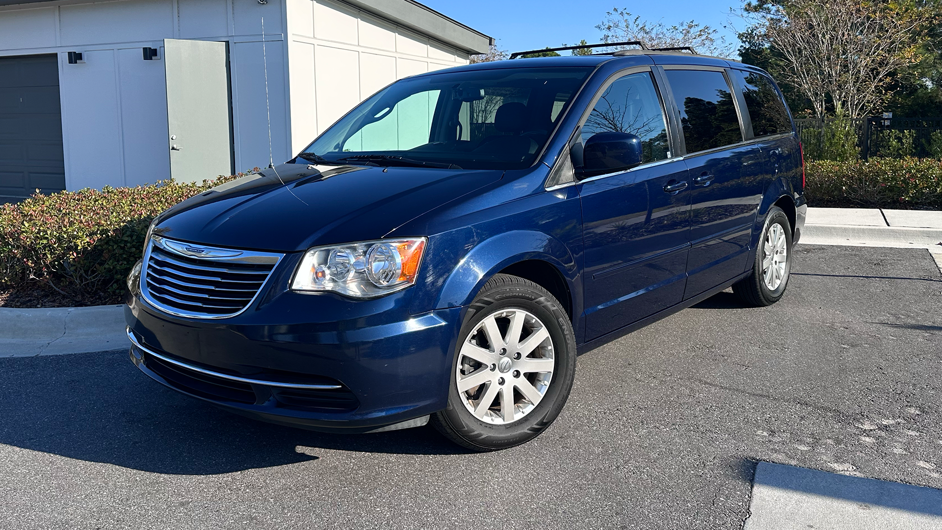 Chrysler Town & Country 2016 in 