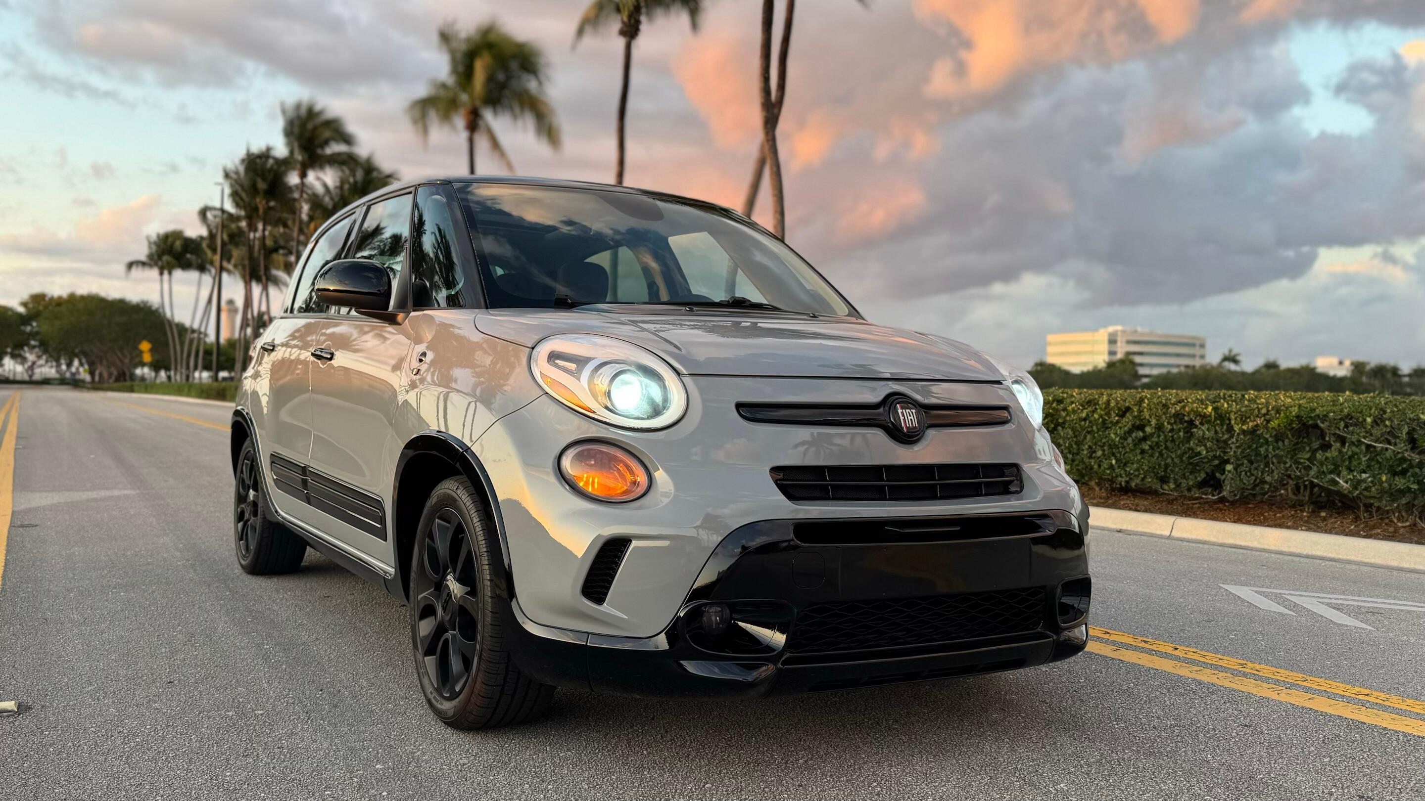 FIAT 500L 2015 in Miami, FL