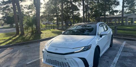Toyota Camry Hybrid 2025