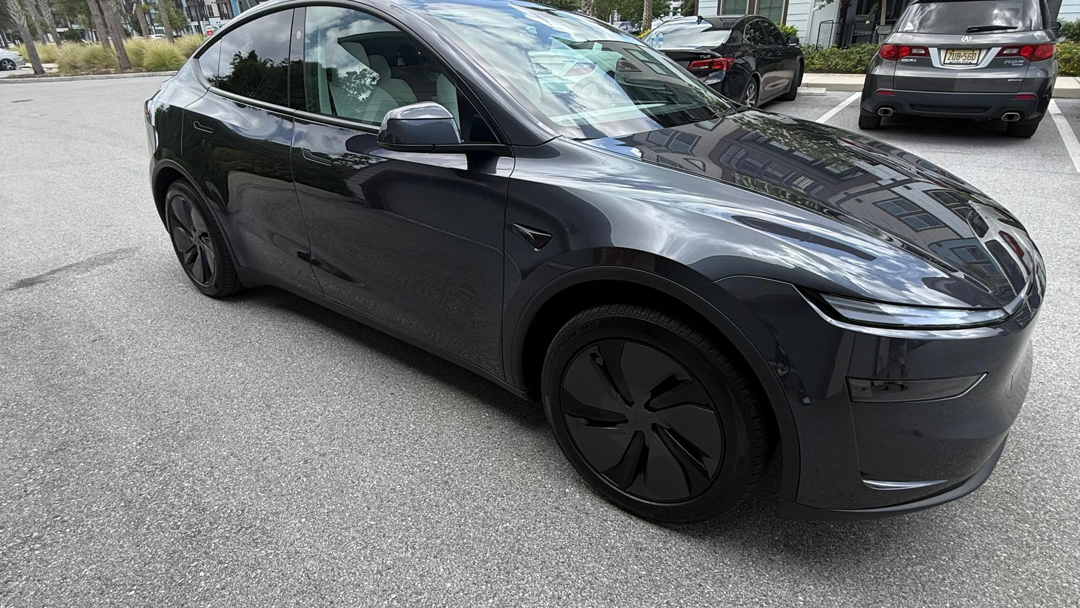 Tesla Model Y 2026 in Clearwater, FL