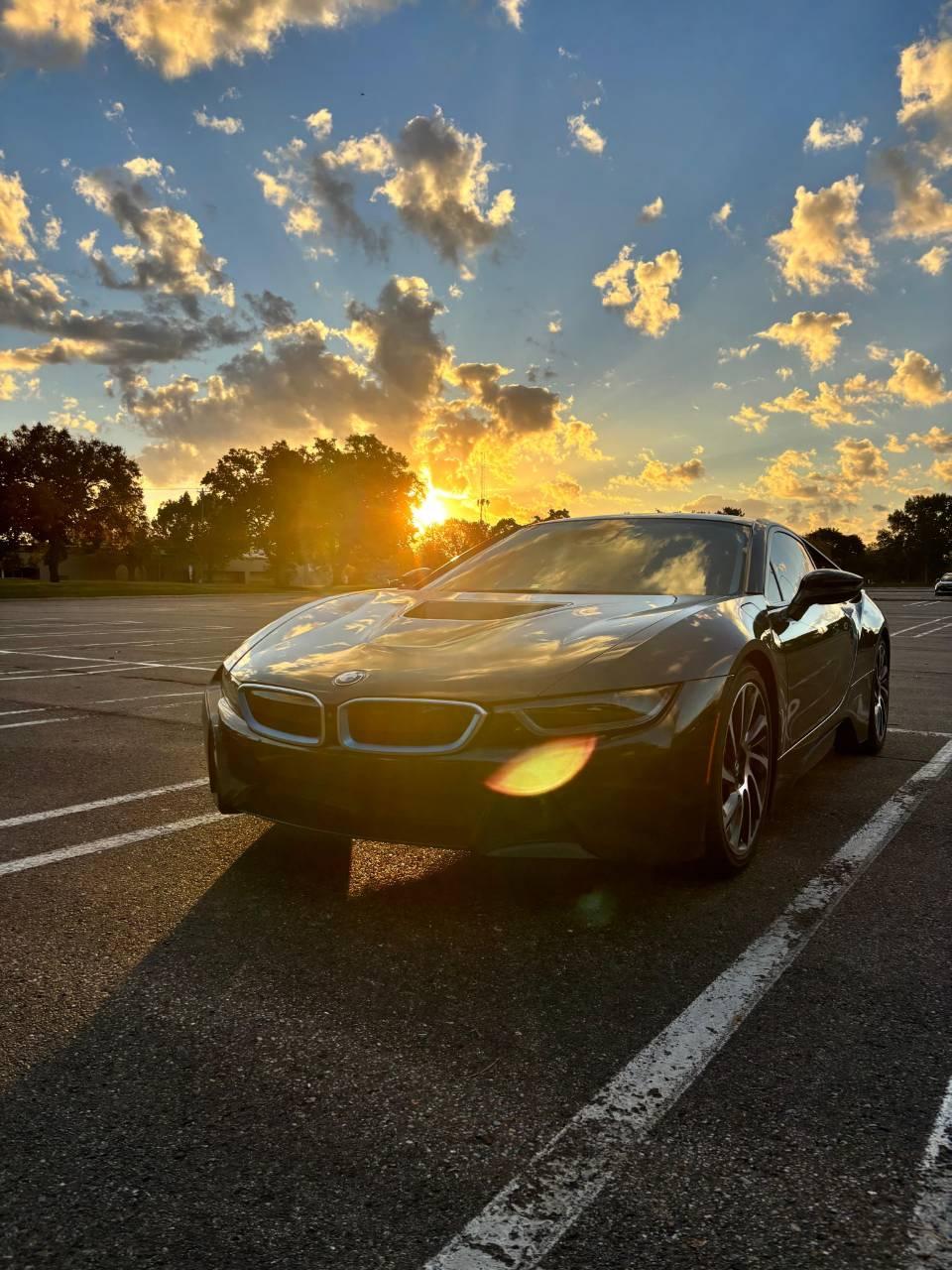 BMW i8 2016 in Linden, MI