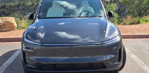 Tesla Model Y 2026