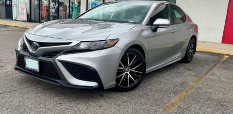 Toyota Camry 2022