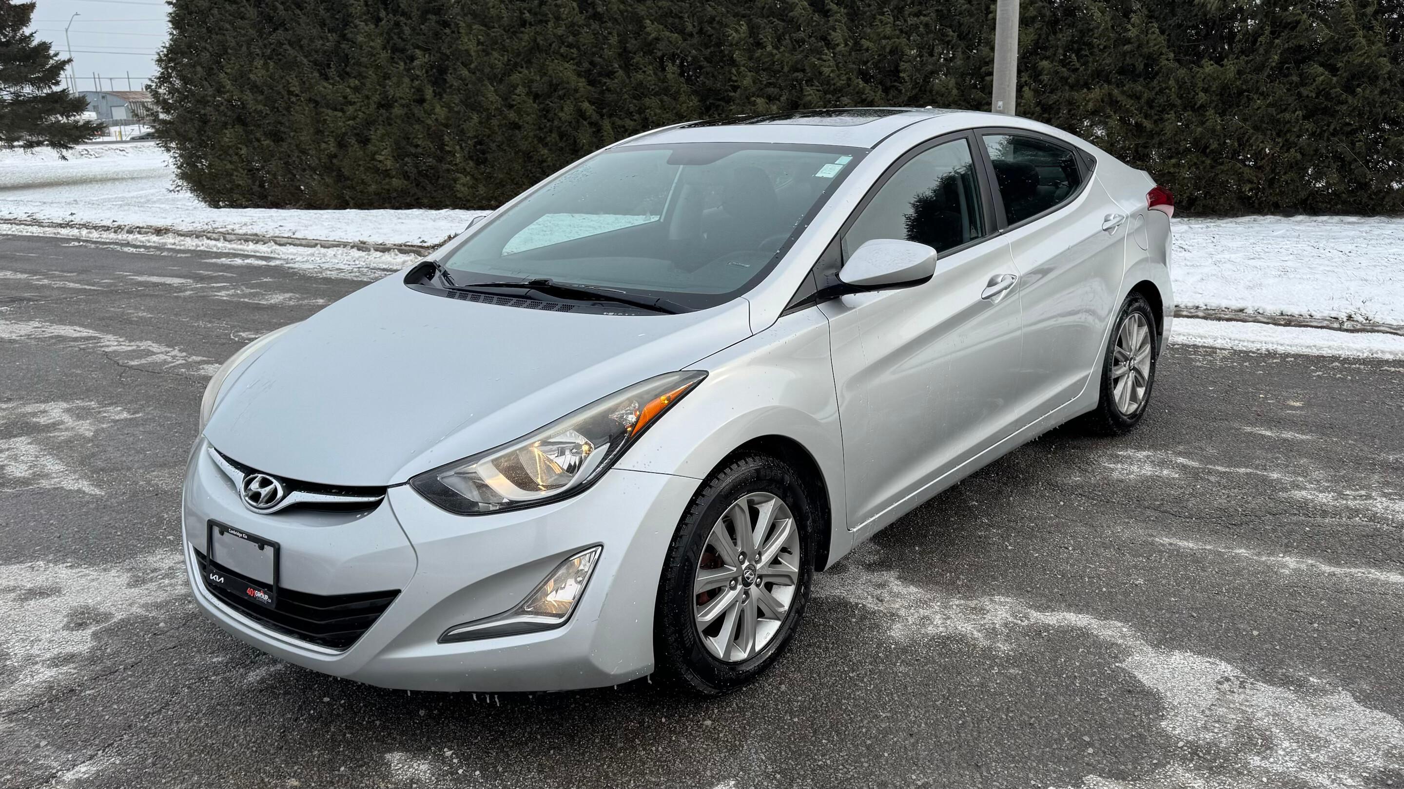 Hyundai Elantra 2016 à 