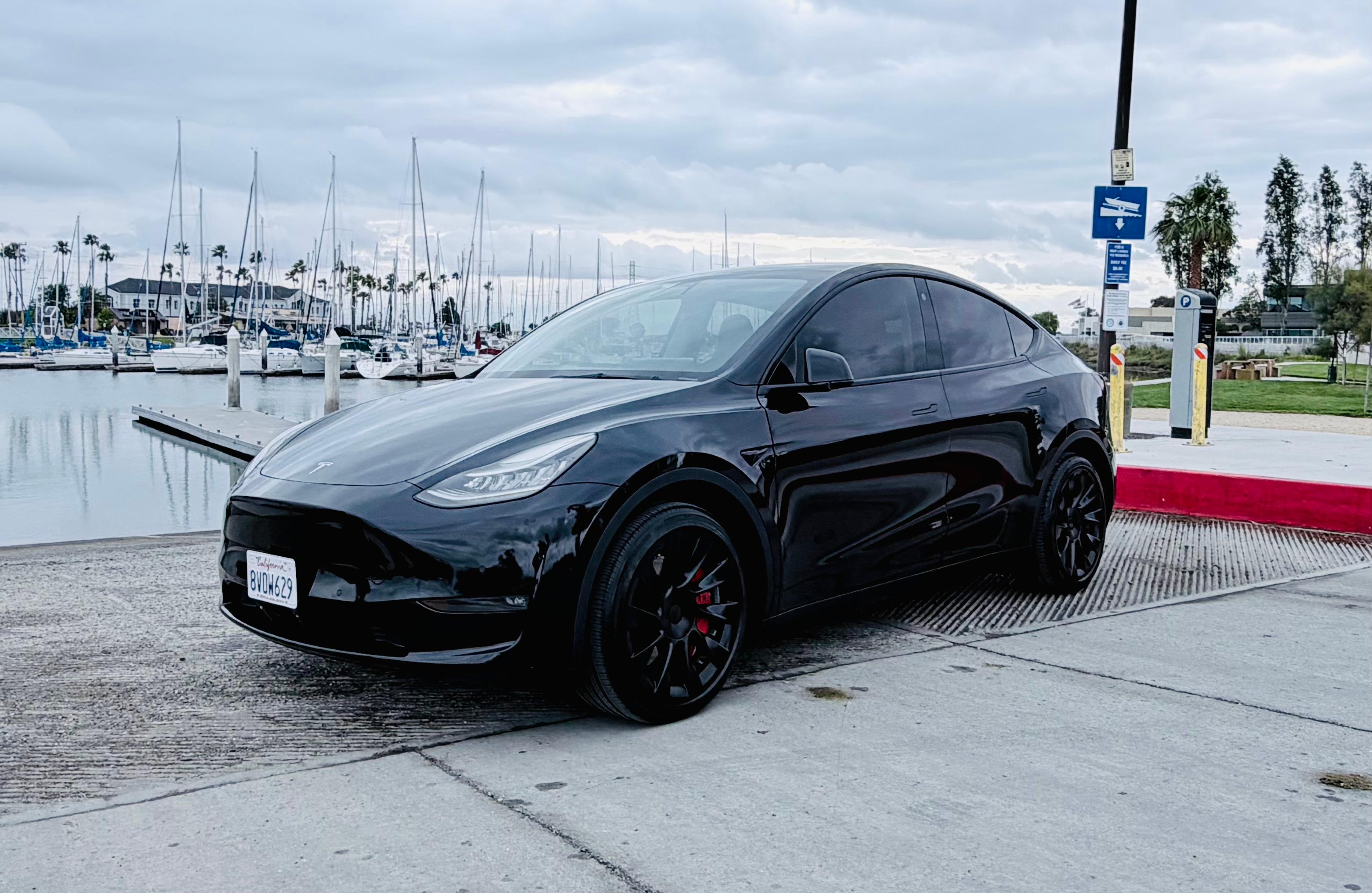 Tesla Model Y 2021 in Redwood City, CA
