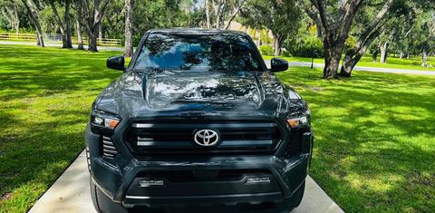 Toyota Tacoma 2024