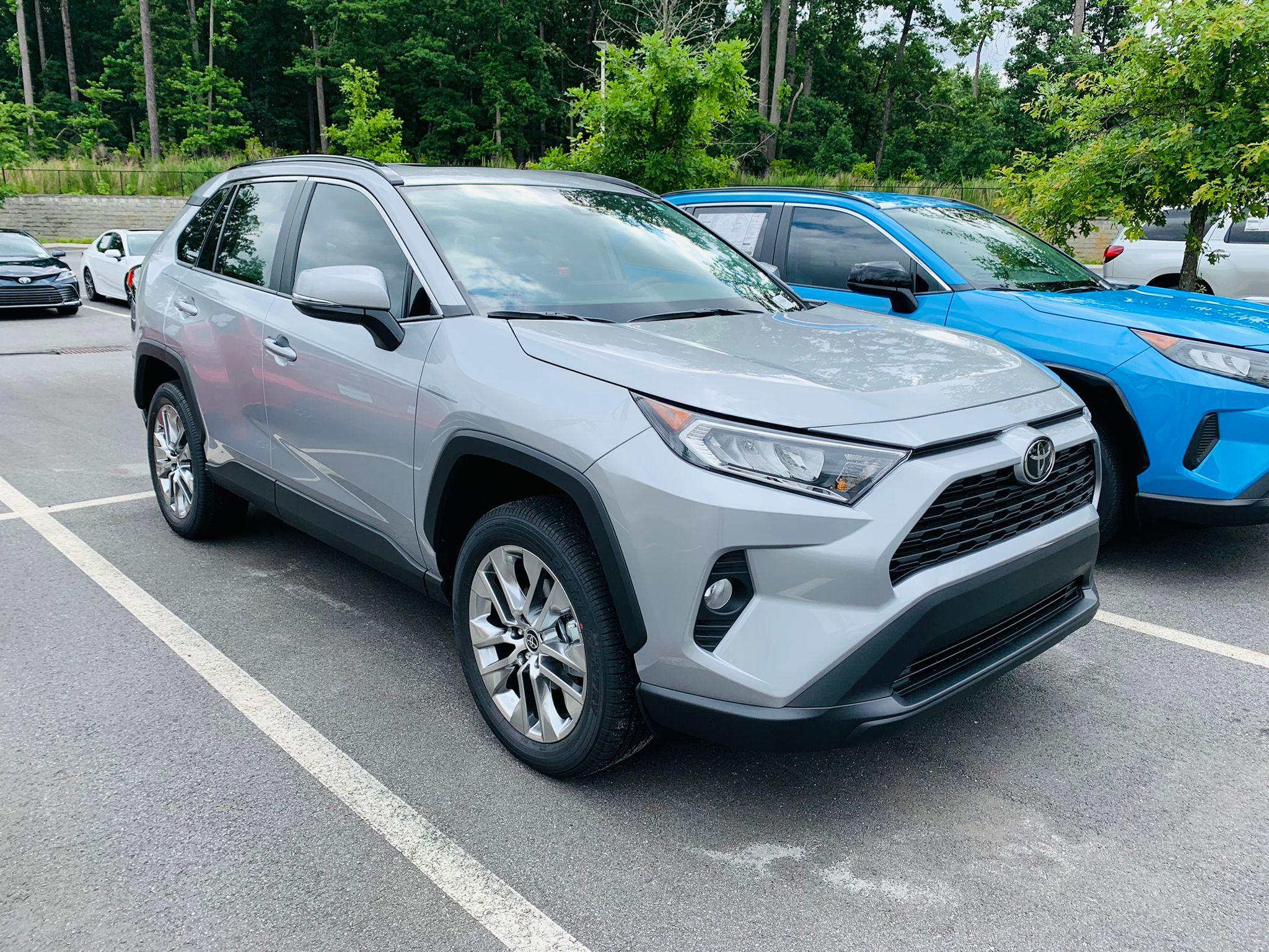 Toyota RAV4 2021 in 
